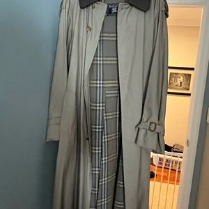 CLASSIC BURBERRY TRENCH COAT OLIVE/NOVA CHECK 44L ZIP LINING/BUTTON COLLAR/BELT